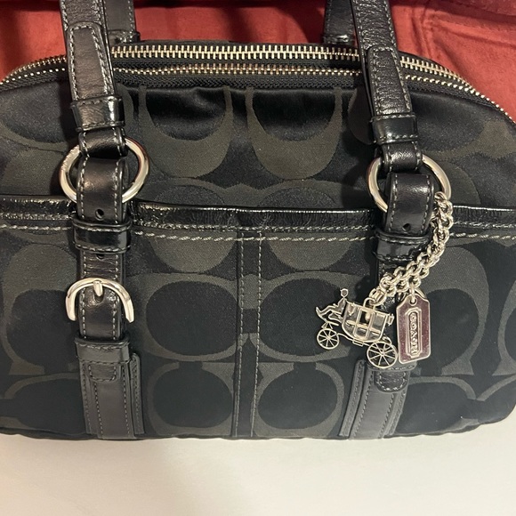 Coach handbag - Picture 2 of 9